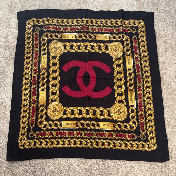 Chanel 31 Rue Cambon Paris Chain Link Black and Burgundy Scarf - Picture 1 of 8